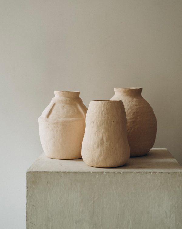 Ancient clay pot - Image 2