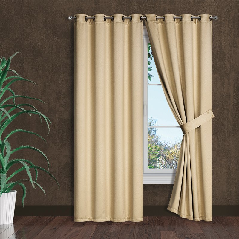 Cortinas_Regina_Viera_Gold_Black_Out_Vista_Principal